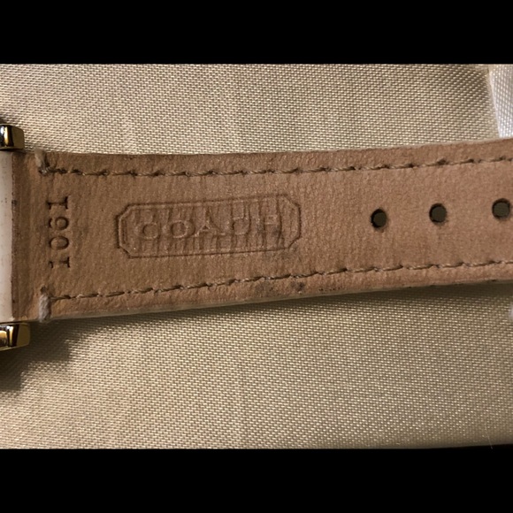 Coach Watch - Picture 7 of 8